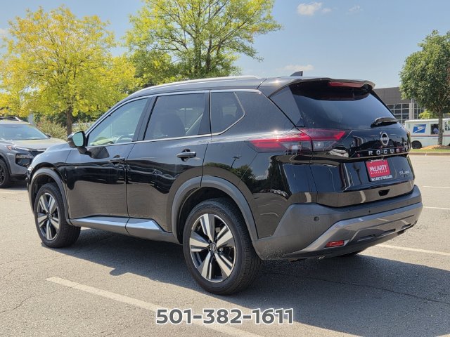 Used 2023 Nissan Rogue SL AWD/4WD image 3
