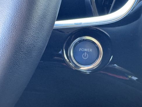 Used 2021 Toyota Prius Prime XLE image 26