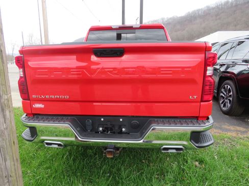Used 2022 Chevrolet Silverado 1500 LT w/ Z71 Off-Road Package image 6