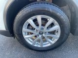 Used 2017 Nissan Rogue SV w/ SV Premium Package image 4