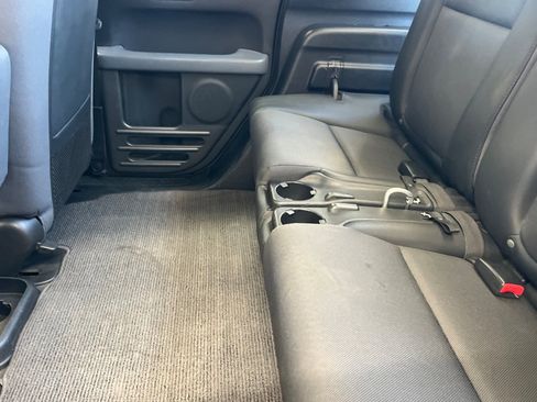 Used 2004 Honda Element EX image 13