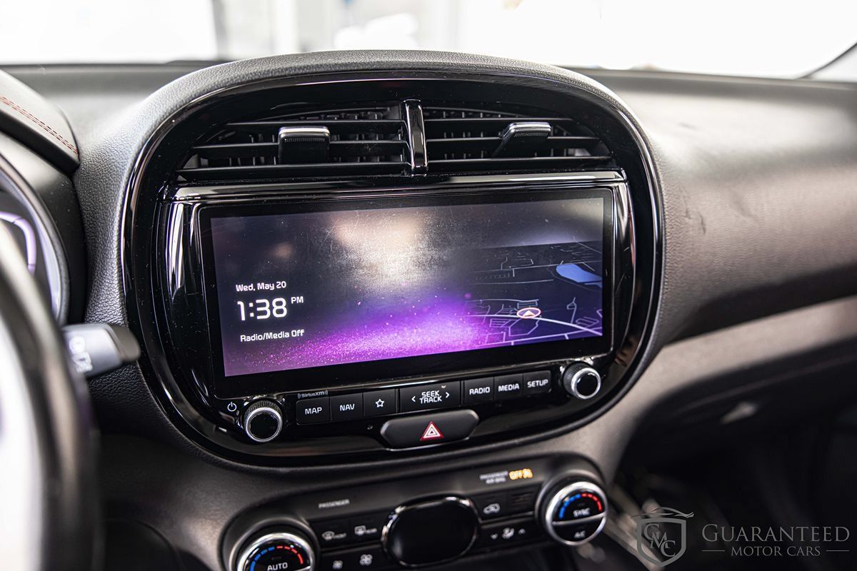Used 2023 Kia Soul GT-Line FWD image 27