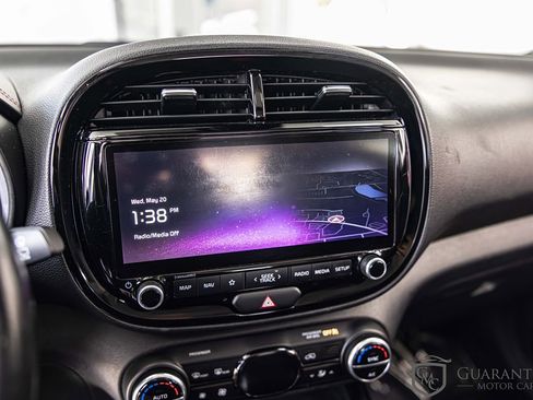 Used 2023 Kia Soul GT-Line FWD image 27