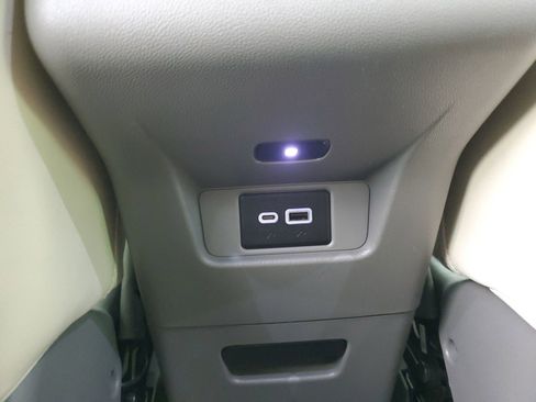 Used 2021 Cadillac XT6 Premium Luxury image 47