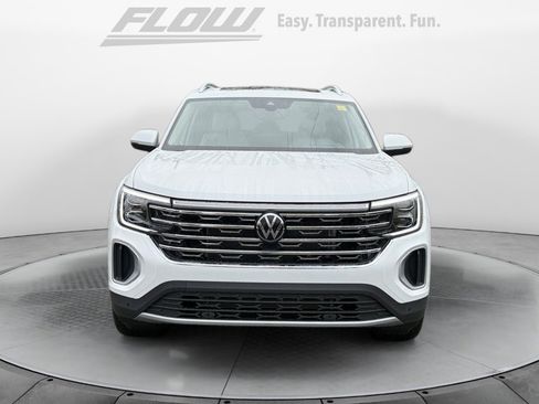 New 2026 Volkswagen Atlas SEL image 2