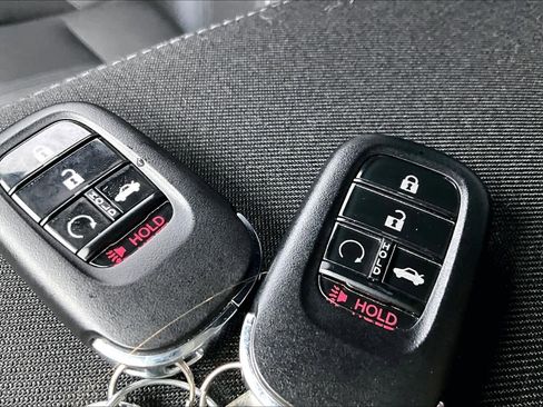 Certified 2025 Honda Civic Sport image 15