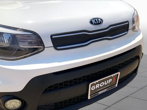 Used 2017 Kia Soul FWD image 34