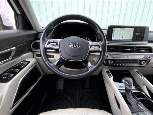 Used 2021 Kia Telluride EX w/ EX Premium Package image 5