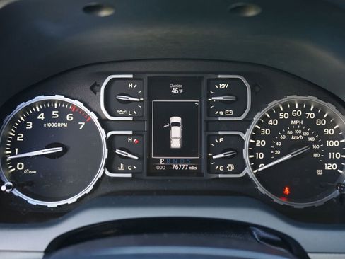 Used 2019 Toyota Tundra SR5 image 16