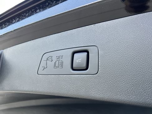 New 2025 Lincoln Corsair Grand Touring image 33