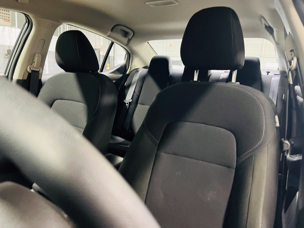 Used 2025 Nissan Sentra S FWD image 3