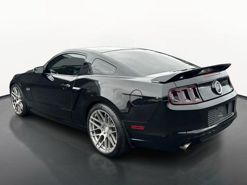Used 2014 Ford Mustang GT RWD image 5