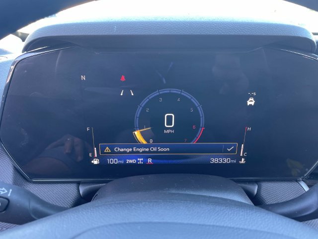 Used 2025 Chevrolet TrailBlazer LT AWD/4WD image 32