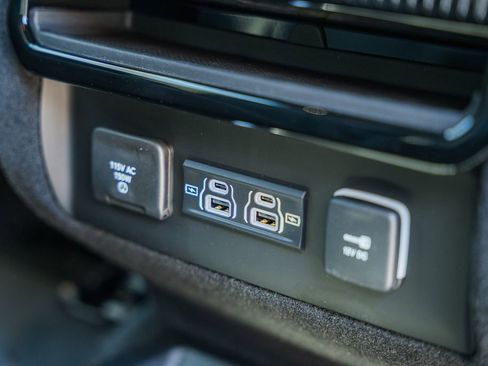 New 2026 Jeep Grand Wagoneer Limited AWD/4WD image 30