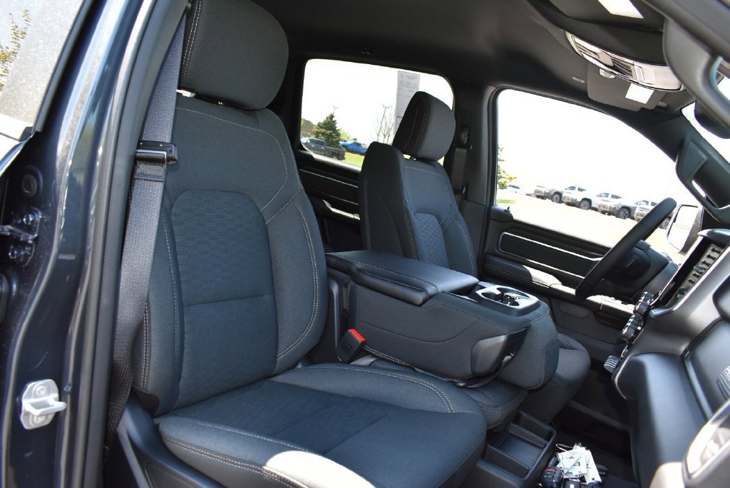 New 2026 RAM 1500 Big Horn AWD/4WD image 25