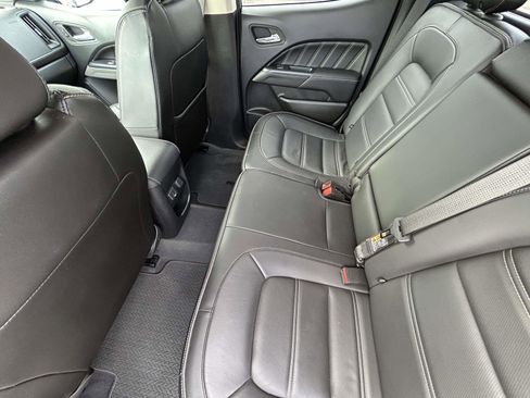 Used 2022 GMC Canyon Denali image 11