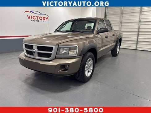Used 2009 Dodge Dakota Big Horn RWD image 1