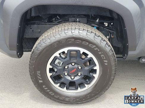 Used 2025 Toyota Tacoma TRD Off-Road AWD/4WD image 6