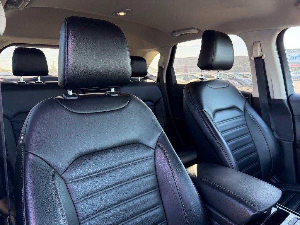 Used 2020 Ford Edge SEL w/ Convenience Package AWD/4WD image 9