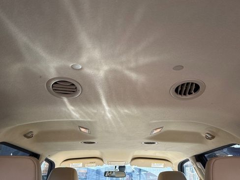 Used 2017 Ford Expedition Limited image 37