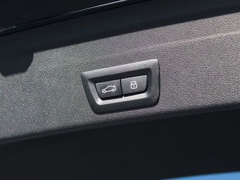 New 2026 BMW X6 M60i image 8