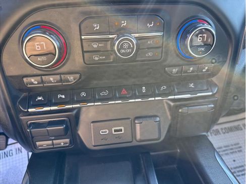 Used 2019 Chevrolet Silverado 1500 High Country w/ Technology Package AWD/4WD image 24