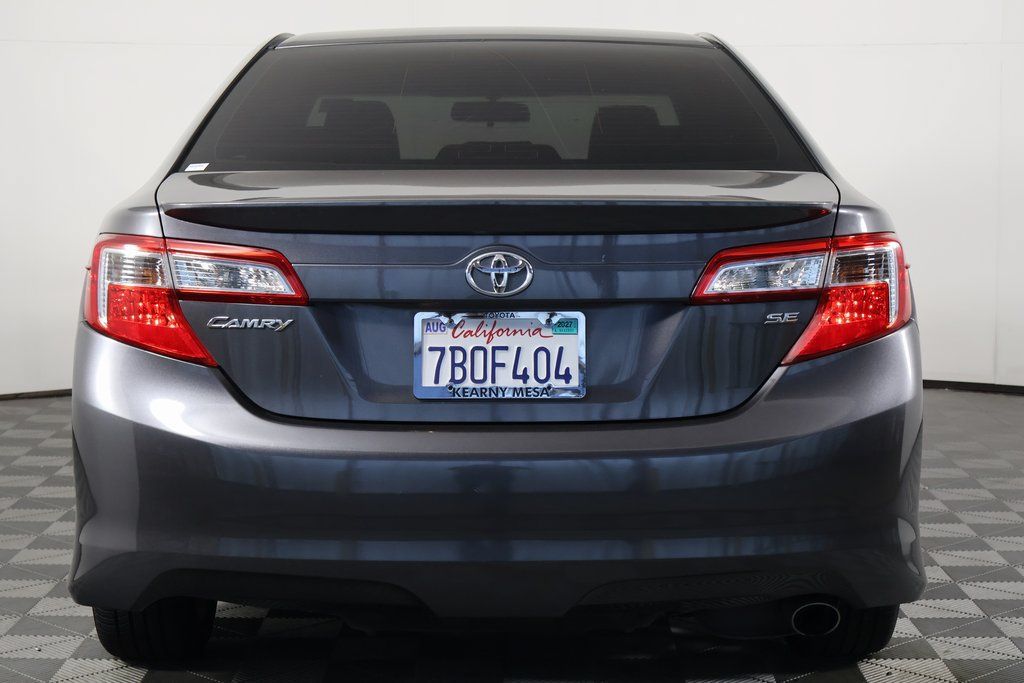 Used 2013 Toyota Camry SE FWD image 5