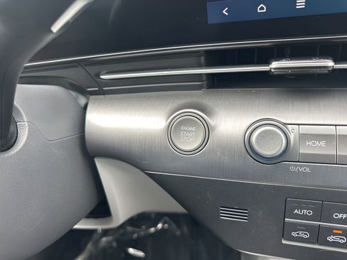 Used 2025 Hyundai Kona SEL image 20