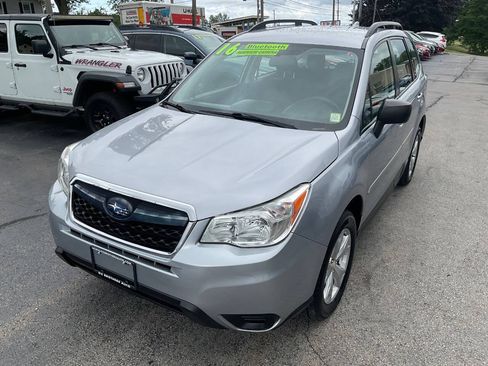 Used 2016 Subaru Forester 2.5i w/ Alloy Wheel Package AWD/4WD image 6
