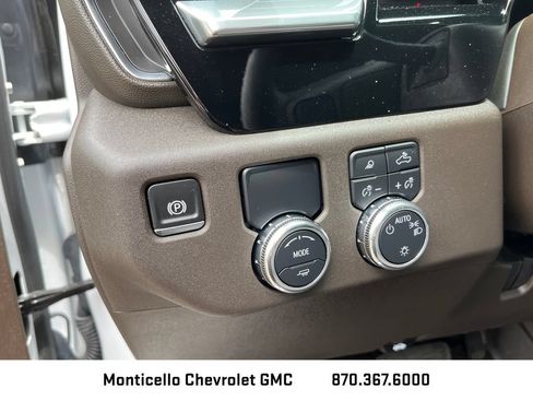 New 2026 GMC Sierra 1500 SLE w/ Preferred Package RWD image 12
