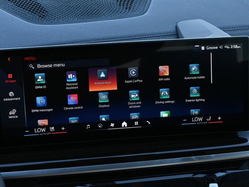 Certified 2025 BMW X5 xDrive40i w/ Premium Package image 18