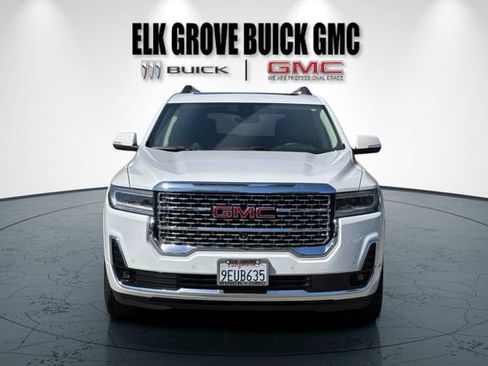Used 2023 GMC Acadia Denali w/ Denali Ultimate Package AWD/4WD image 9