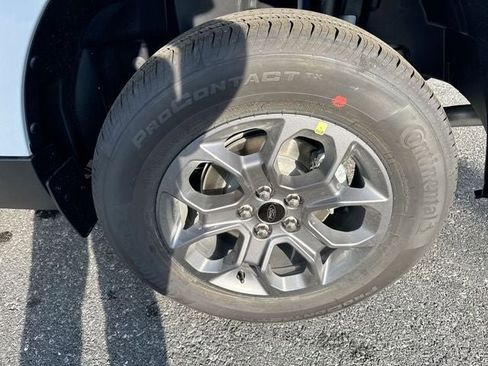 New 2025 Ford Maverick XLT w/ XLT Luxury Package image 10