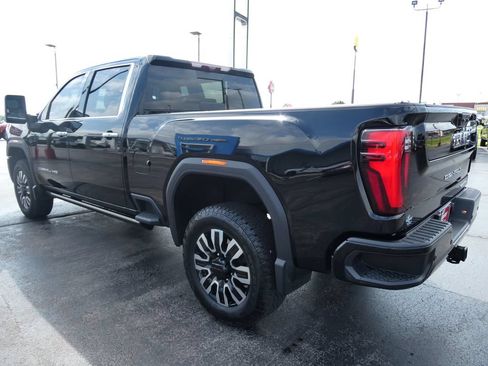 Certified 2025 GMC Sierra 3500 Denali Ultimate w/ LPO, GMC Protection Package AWD/4WD image 8
