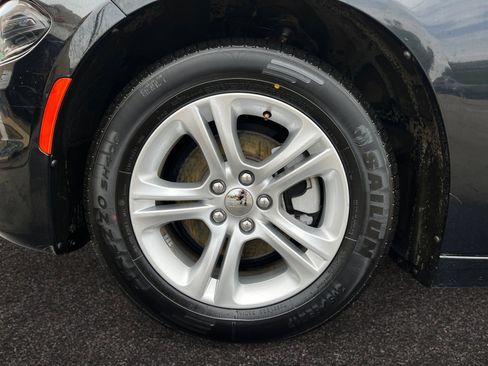 Used 2021 Dodge Charger SXT w/ Leather Interior Group image 14