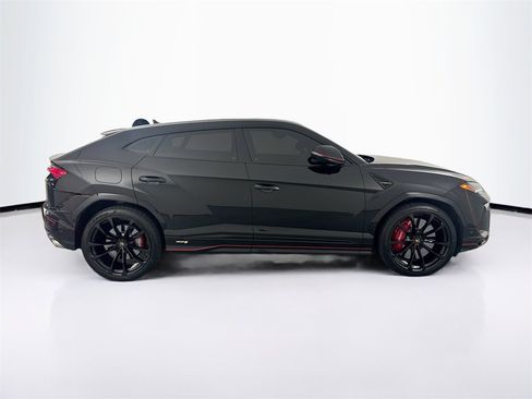Used 2024 Lamborghini Urus S image 4