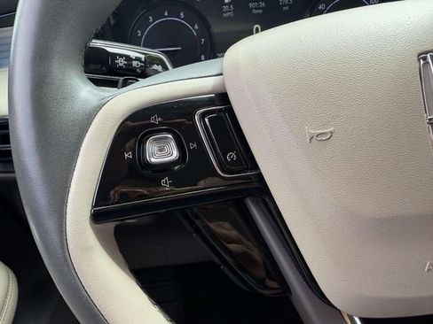 Certified 2022 Lincoln Corsair AWD w/ Equipment Group 101A image 28
