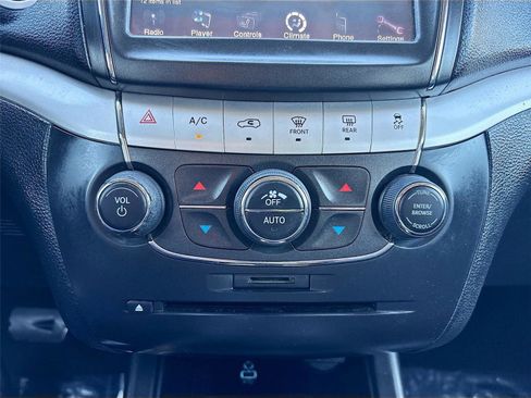 Used 2018 Dodge Journey GT w/ Driver Convenience Group image 16