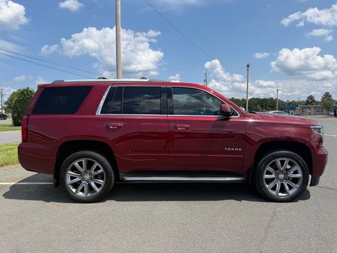 Used 2018 Chevrolet Tahoe Premier AWD/4WD image 2