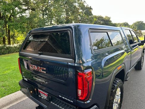 Used 2020 GMC Sierra 2500 Denali w/ Denali Ultimate Package AWD/4WD image 63