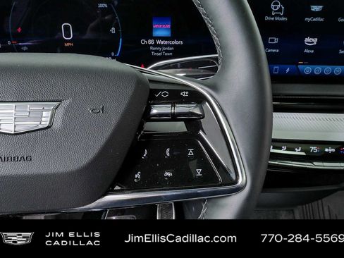 Used 2025 Cadillac Optiq Luxury 2 w/ LPO, Floor Liner Package AWD/4WD image 11