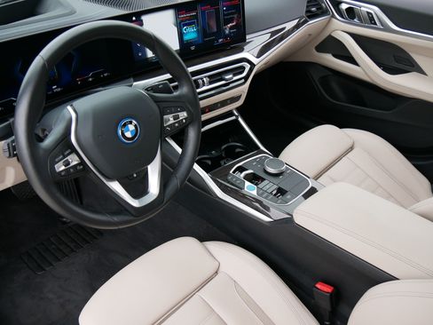 Used 2023 BMW i4 eDrive35 w/ Premium Package RWD image 12
