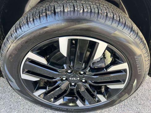 Used 2024 Kia Telluride SX image 38
