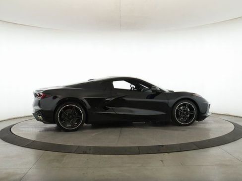 Used 2024 Chevrolet Corvette Stingray Premium Cpe image 6