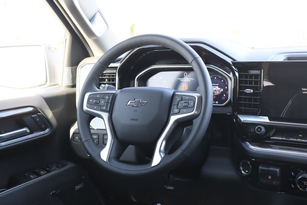 New 2026 Chevrolet Silverado 1500 RST w/ Convenience Package II AWD/4WD image 24