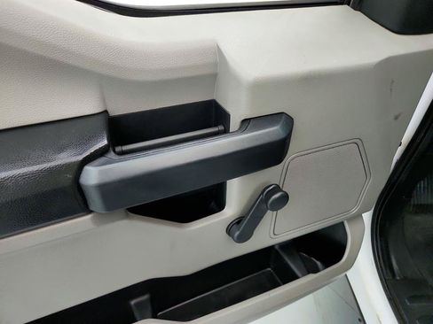 Used 2016 Ford F150 XL RWD image 18