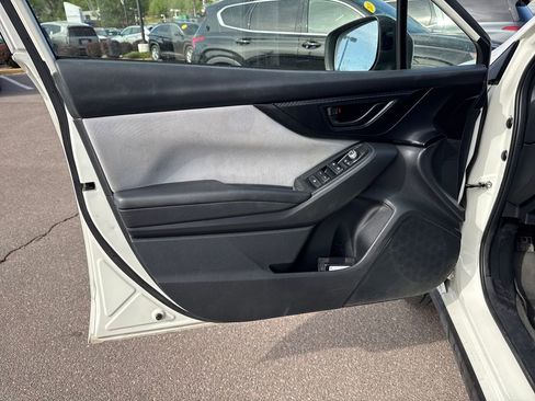 Used 2021 Subaru Crosstrek 2.0i Premium w/ Moonroof Package image 23