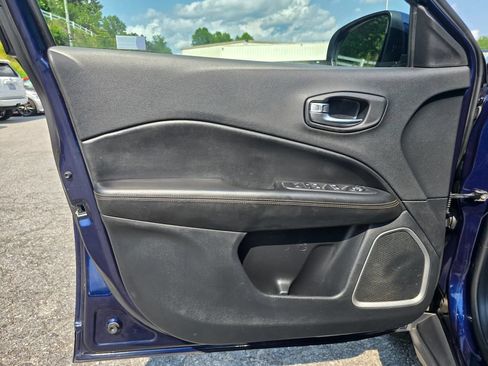 Used 2020 Jeep Compass Limited AWD/4WD image 44