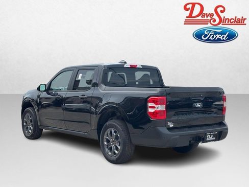 New 2026 Ford Maverick XLT w/ XLT Luxury Package FWD image 9