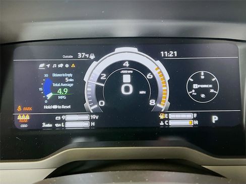 New 2026 Toyota Tundra Platinum image 5